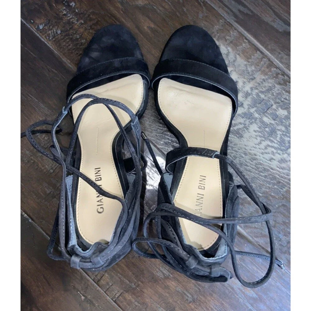 Gianni Bini Daymey Black Suede Heels Wrap Around Ankle Strap 9.5 M